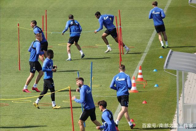 2026年“闽超”福州揭幕 文体旅融合点燃消费热潮